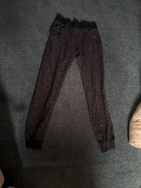 Heathered Black Jogger Sweatpants with Zip Pockets